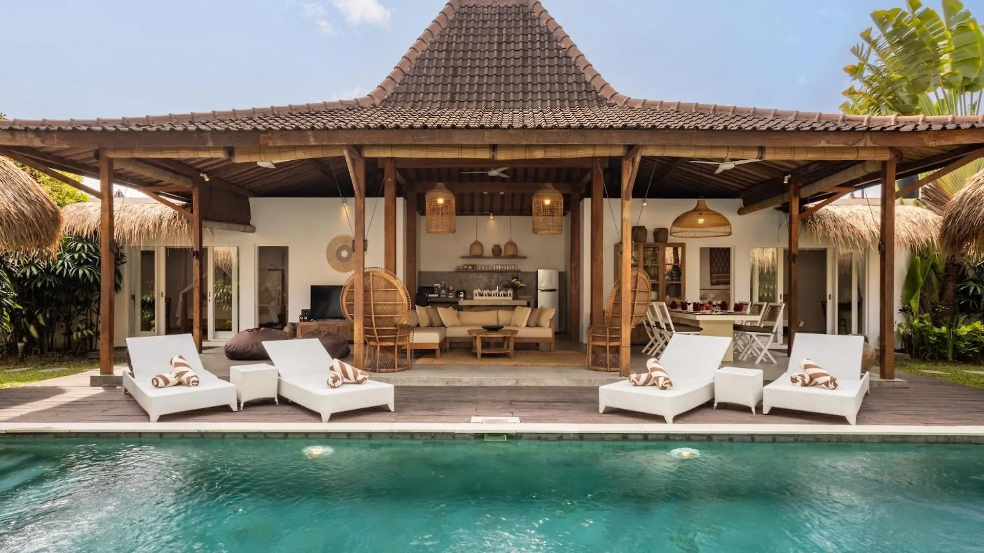 Villa Aksara By Optimum Bali Villas Seminyak