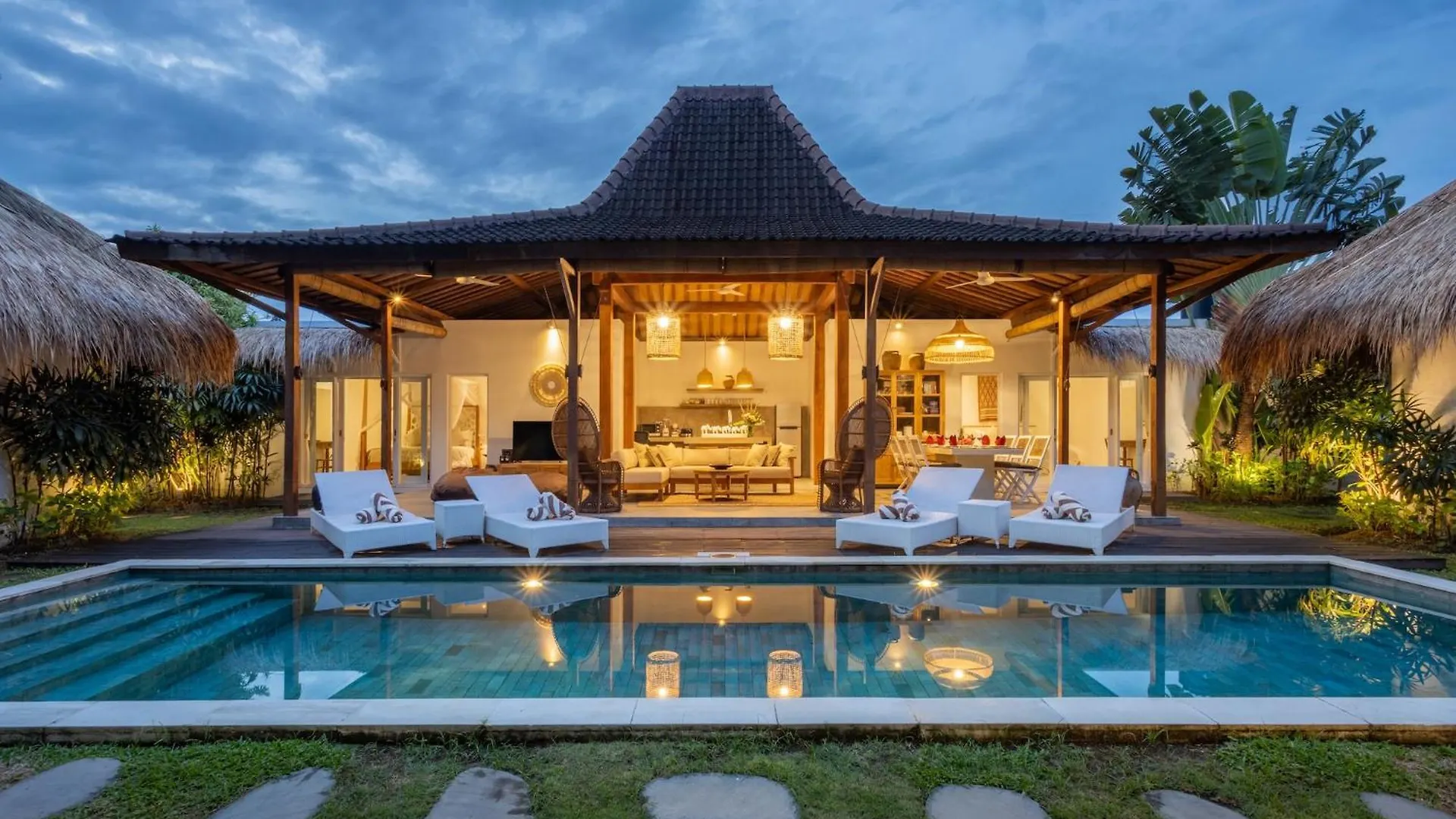 Villa Aksara By Optimum Bali Villas Seminyak